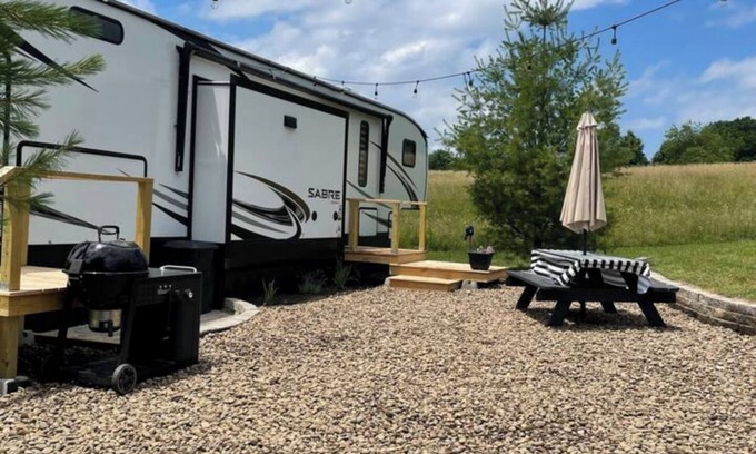 Spring Dale House | Happy Campers Family Glamping Dawson/Rainelle