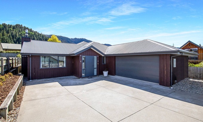 Hanmer Springs House | Happy Hanmer - Hanmer Springs Holiday Home