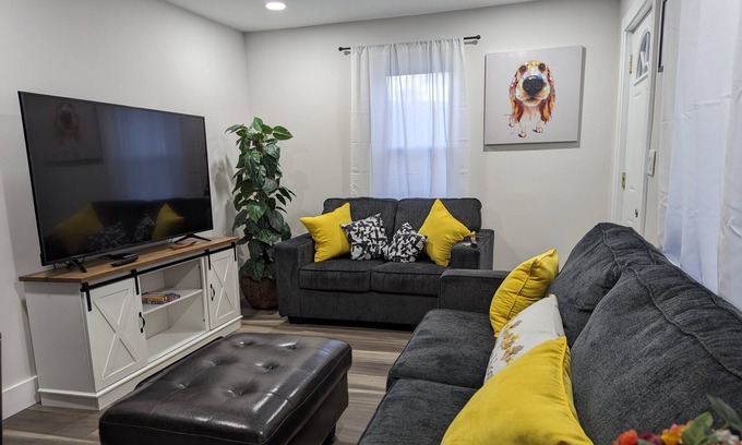 Hazel Park House | Happy Place