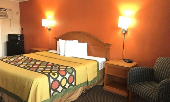 Hannibal Hotel | Happy Stay Inn