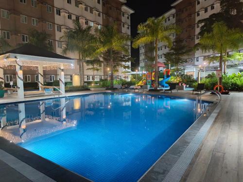 Trece Martires Apartment | Happy Stays D - Family Suite at SMDC Hope Residences