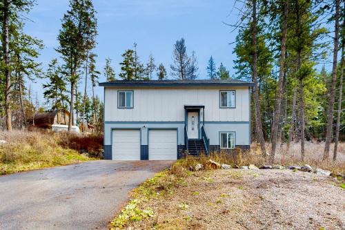 Whitefish House | Happy Valley Hideaway