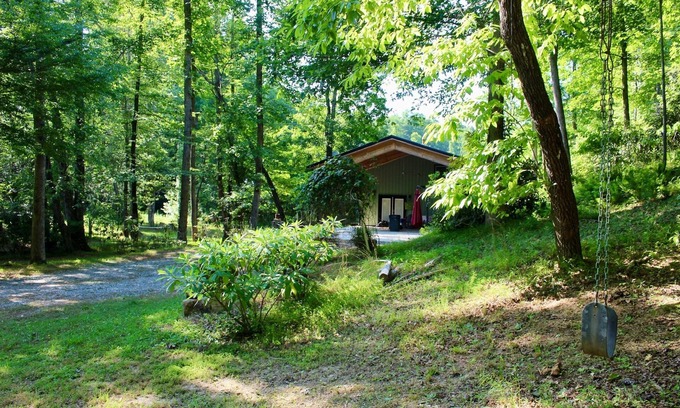 Lenoir House | Happy Valley Home