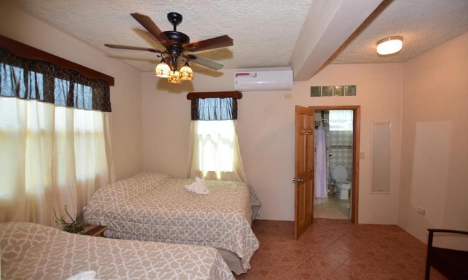 Hopkins House | Harada Inn and Suites