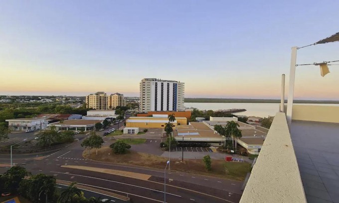 Darwin City Centre House | Harbor City