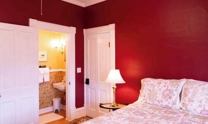 Pepin Apartment | Harbor Hill Inn - Pepin Suite