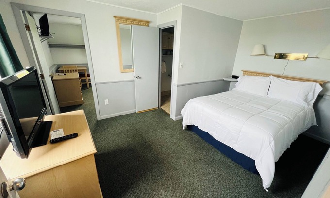 Vineyard Haven Hotel | Harbor Landing Resort