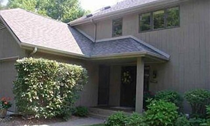 Birchwood Farms Condo | Harbor Springs, Birchwood Farms, Condo, Beautiful Upgrades