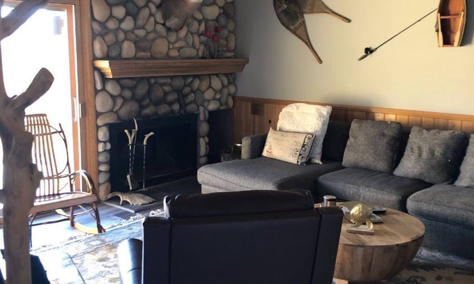 Harbor Springs Condo | Harbor Springs Condo, 2400 Sq. Ft., 5 Bedroom, 3 Bath, 3 Levels, Very Clean