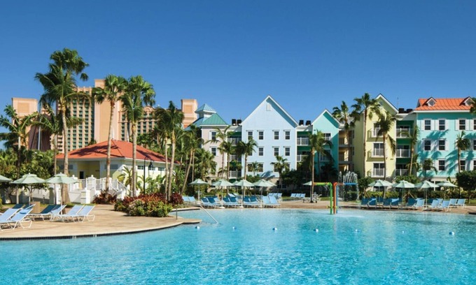 Paradise Island Resort | Harborside Resort at Atlantis 3 Bedroom Lockoff