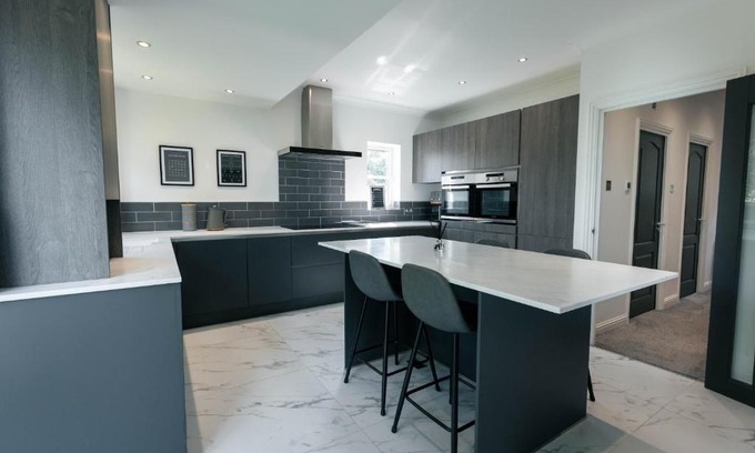 Turnchapel House | Harbour House