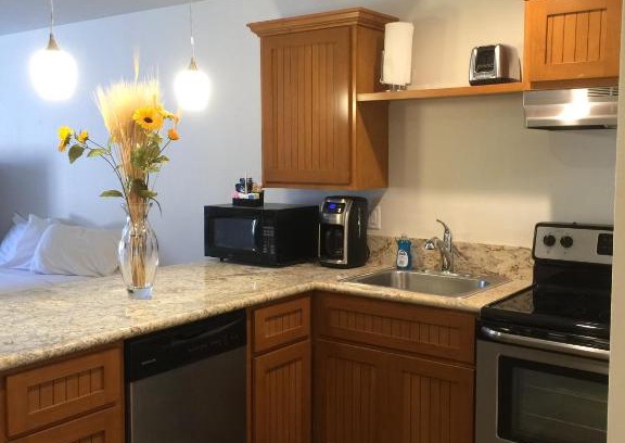 Parker Strip Hotel | Harbour Inn
