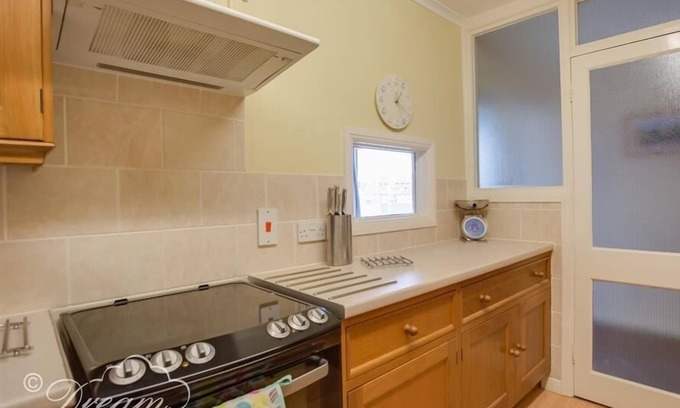 West Bay Apartment | Harbour Scene