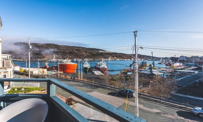 Downtown St. John's House | Harbour View Hitch | 2bd | Parking