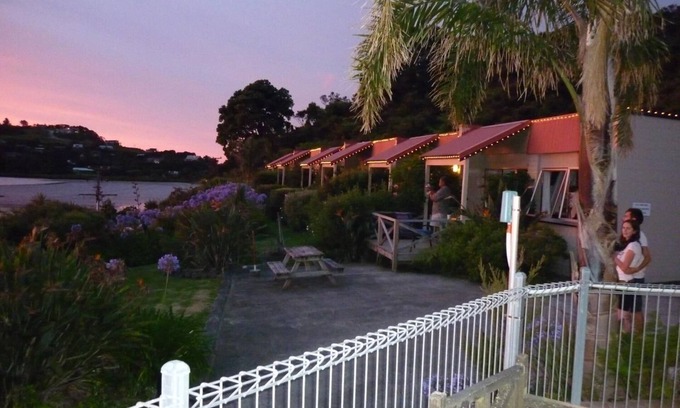 Coromandel Hotel | Harbour View Motel Coromandel