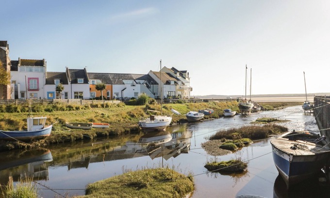 Haverigg Cottage | HARBOUR VIEW, pet friendly, character holiday cottage in Haverigg