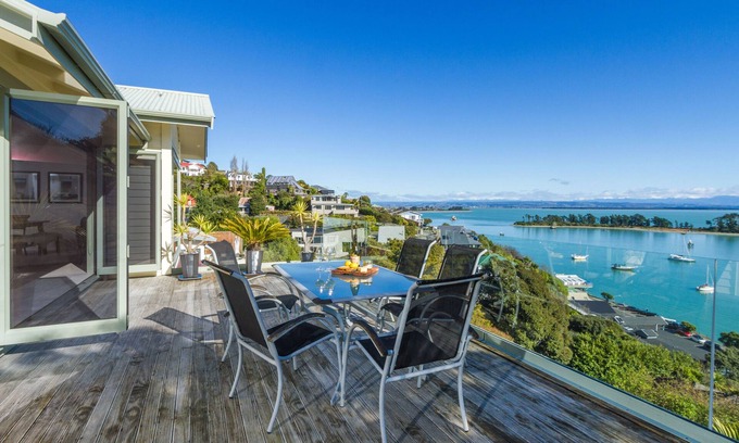 Stepneyville Apartment | 'Harbour Views - Two' - Nelson Waterfront Apartment