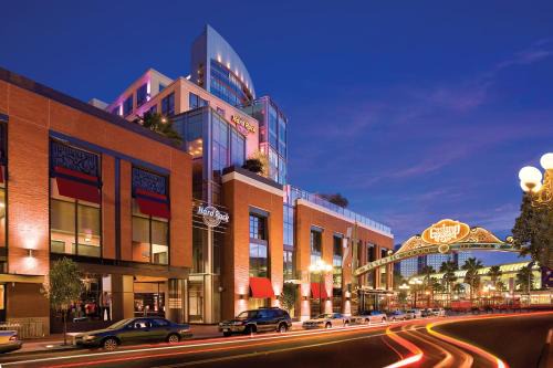 Gaslamp Quarter Hotel | Hard Rock Hotel San Diego