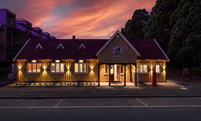 Nelson City Centre Apartment | Hardy Street School House