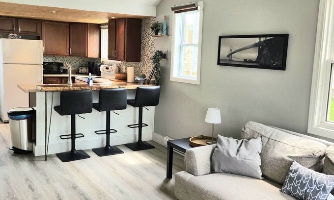 Pointe-du-Chene Cottage | Hardy’s cute and cozy beach cottage