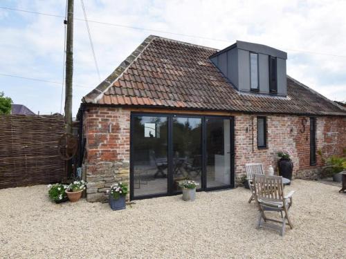 Trowbridge House | Hares Barn