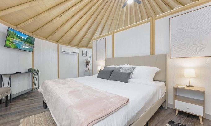 Canyon Lake Cabin | Harlow: Canyon Lake Luxury Yurt Getaway | Hot Tub