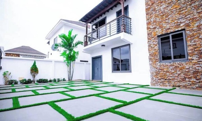 Tema House | Harmony Heights