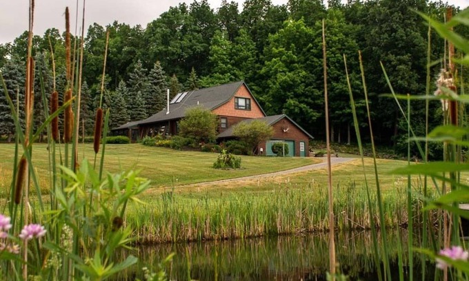 Canandaigua Cottage | Harmony Hill: Private Pond + 52 Acres of Adventure and Fun!