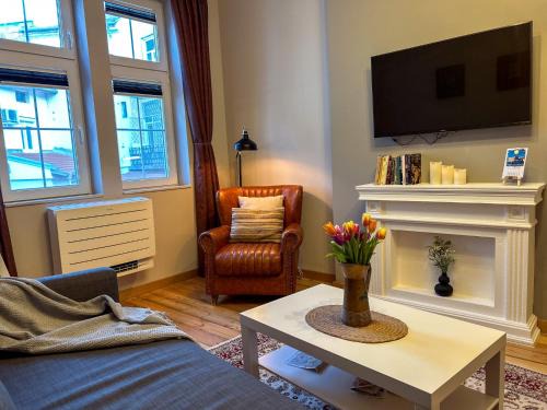 Plovdiv Center Apartment | Harmony in History - Modern Flat with Vintage Charm