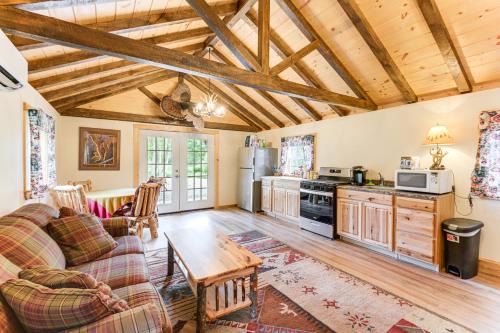 Harrington House | Harrington Cabin with Grills - Near Beaches and Hiking