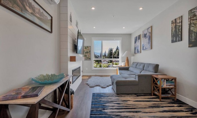 Harrison Hot Springs Apartment | Harrison Hot Springs Lakeside