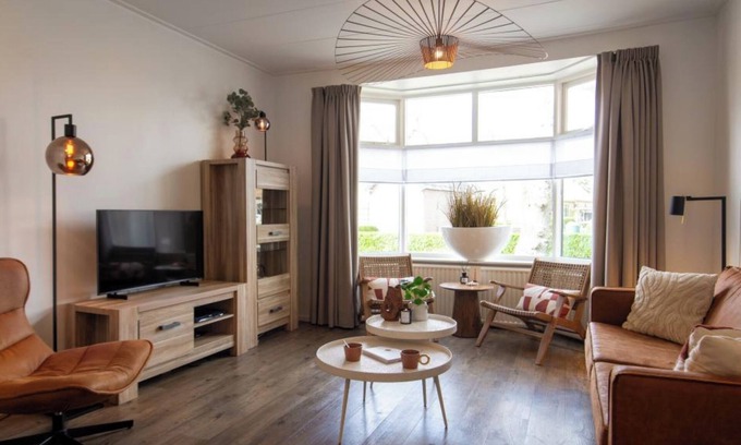 Nes House | Harry, Luxury property in center of NES