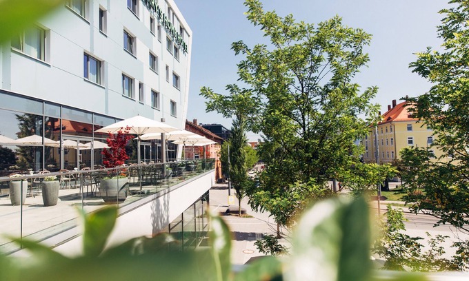 Moosach Hotel | harry’s home München Moosach hotel & apartments