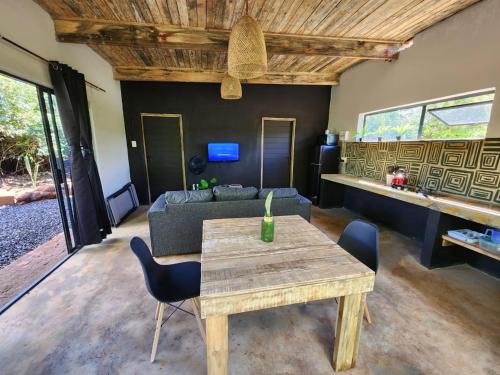 Hartbeespoort Apartment | Hartbeest Bush Lodge 29