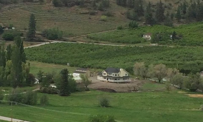 Okanagan-Similkameen Bed & Breakfast | Harvelle House Bed & Breakfast