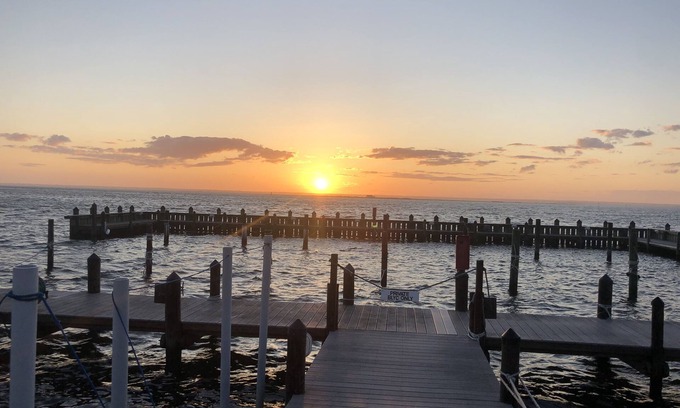 Harvey Cedars House | Harvey Cedars Gem! Walk to the bay, the beach and or the park!