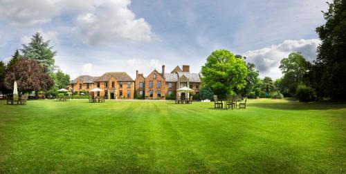 Down Hatherley House | Hatherley Manor Hotel & Spa
