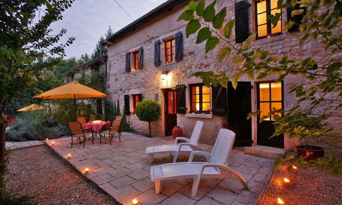 Souillac House | Hathor is calm in a child-friendly environment