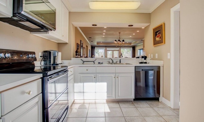 Chapel Hill House | Hatteras-B at the Governor's Club