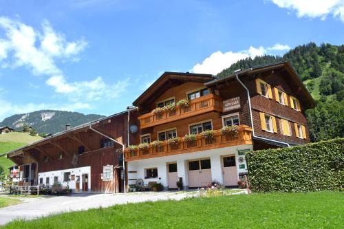 Schoppernau House | Haus Albrecht