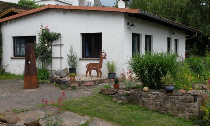 Bad Konig House | Haus Alpaka