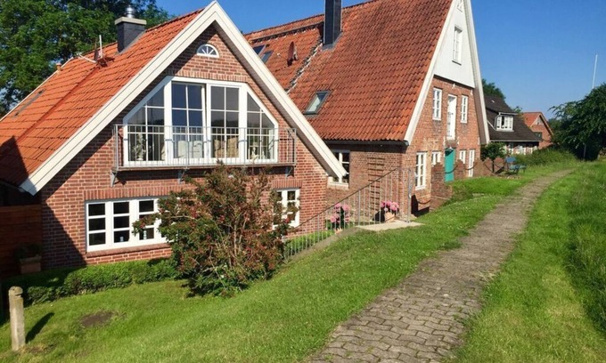 Geversdorf House | “Haus Am Deich” Modern retreat