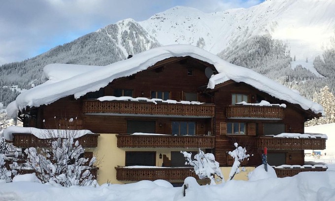 Klosters-Serneus Apartment | Haus am Golfplatz