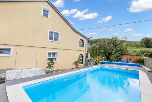 Eggolsheim Apartment | Haus am Mühlbach in Götzendorf
