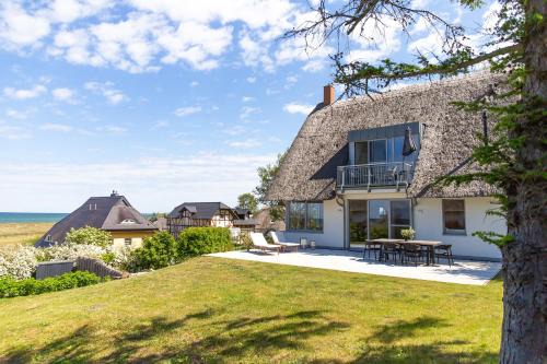 Ostseebad Ahrenshoop Apartment | Haus ANNA