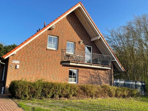 Wiek Apartment | Haus Boddenruh Ferienwohnung Holz