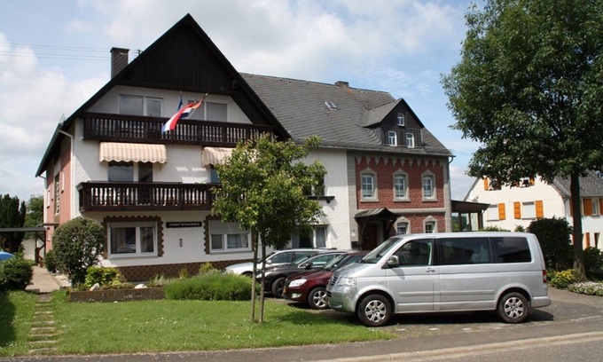 Liesenich Apartment | Haus Buchholz Apartment 2 multiple apartments available