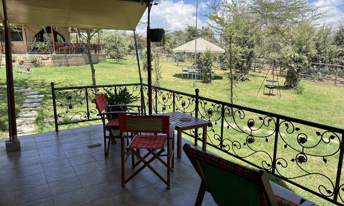 Naivasha Cabin | Haus der Pferde, Luxuszelte, Wildtier-reservat, Privater Koch, Hausmädchen,natur