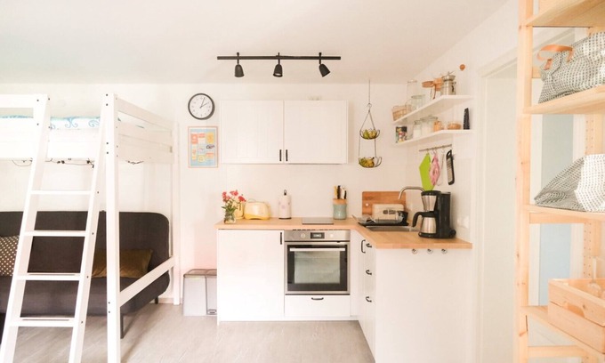 Neu-Seeland Apartment | Haus Hummel | vacation apartment Dora | 300 m to the lake | large garden & playground