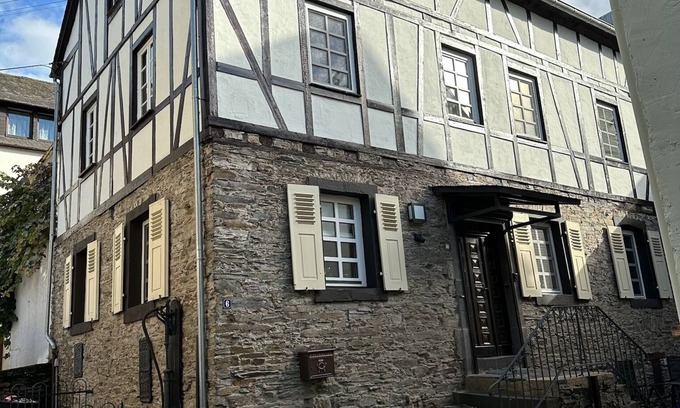 Neef House | Haus Moselflair - Completely renovated with old charm - Infrared sauna